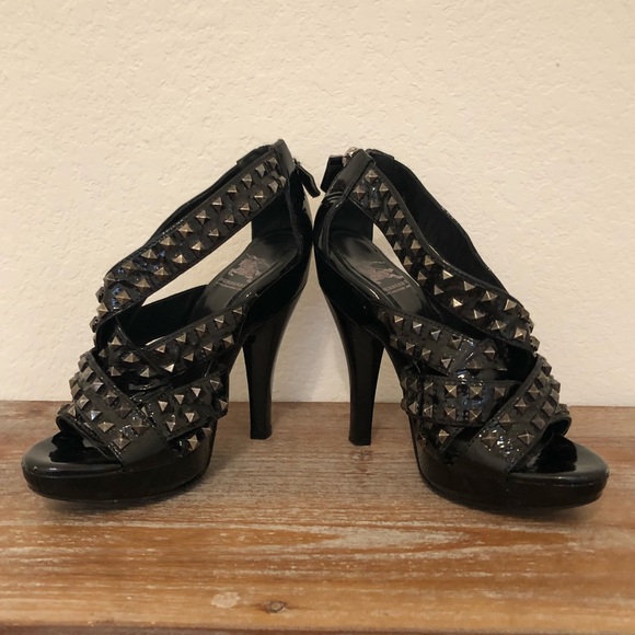 Burberry Porsum Studded Knight heels - Picture 2 of 5
